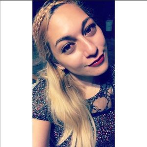 Meet your Posher, Jessica